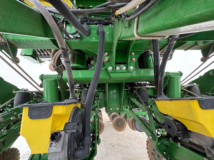 john-deere-1795-image-61