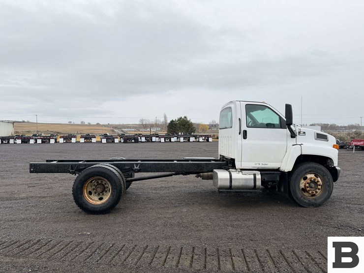 2005-chevrolet-kodiak-c6500-image-6