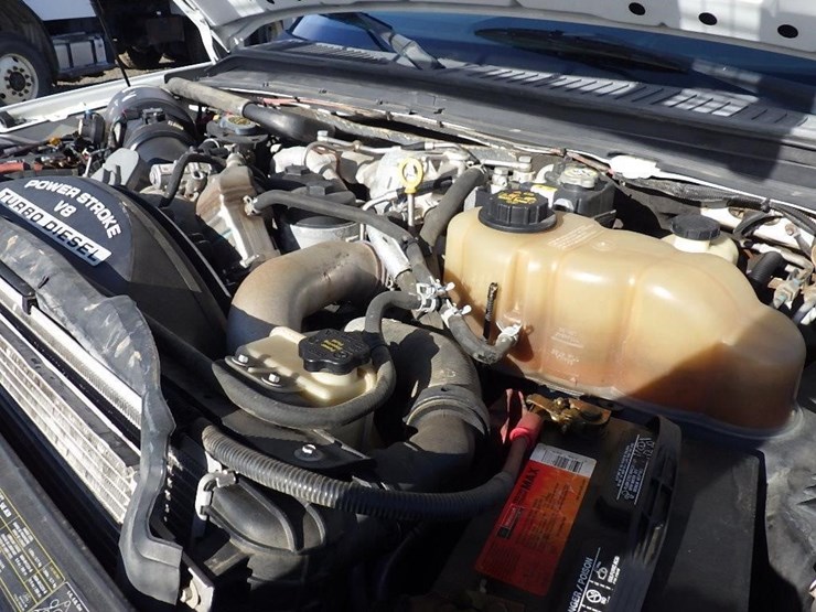 2009-ford-f550-image-12