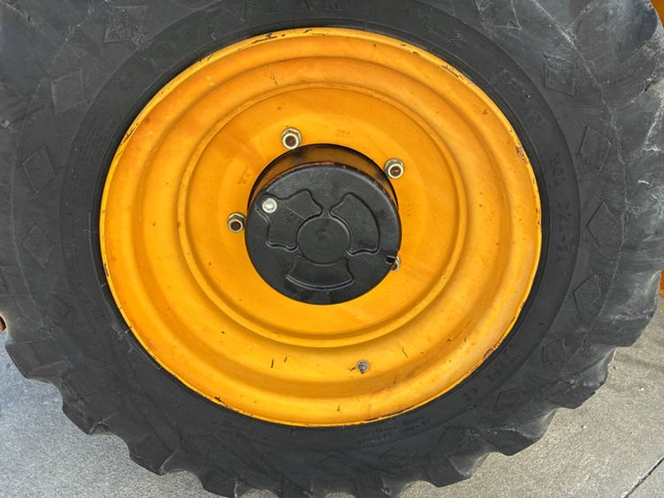 2018-jcb-930-image-39