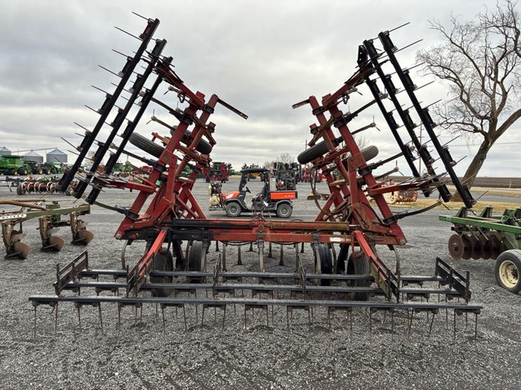 case-ih-4800-image-25