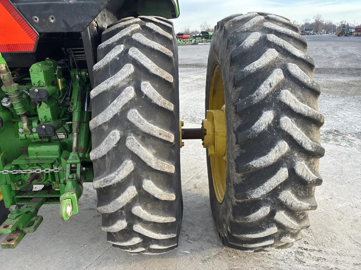 1990-john-deere-4455-image-56