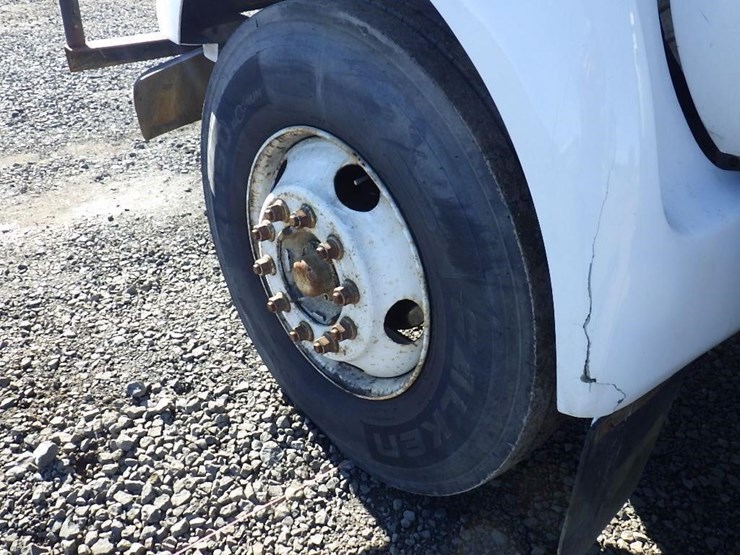 2002-ford-f750-image-23