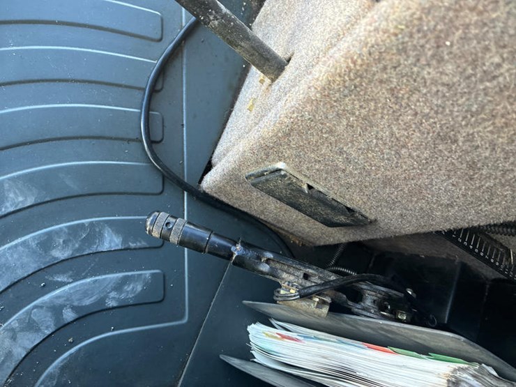 new-holland-tr89-image-95