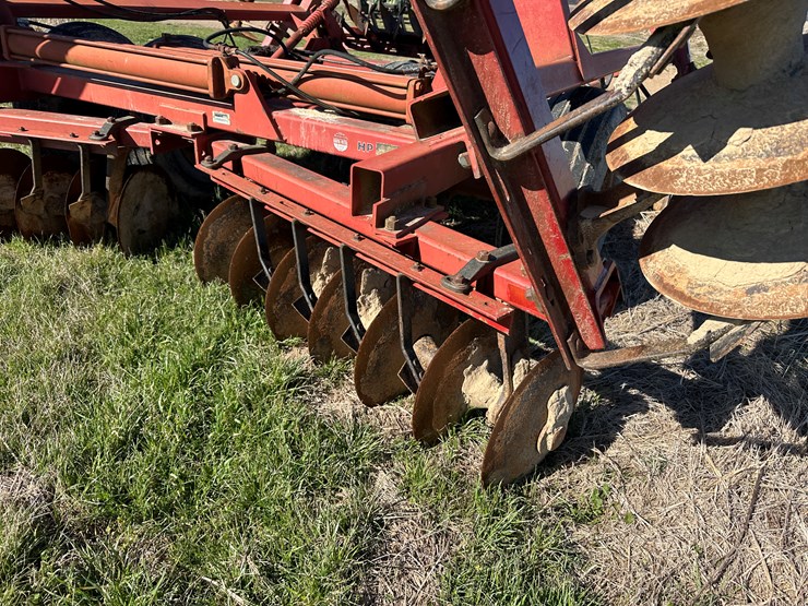 case-ih-3900-image-14
