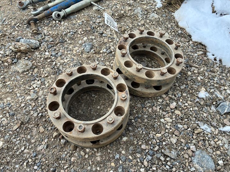 skid-steer-wheel-spacers-image-2