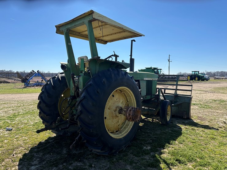 john-deere-4020-image-3