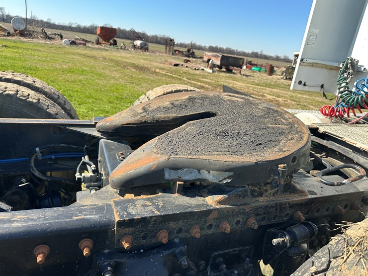 #40057-•-2001-freightliner-century-classic-s/t-t/a-daycab-truck-tractor-1fujbbbg41lh91794-image-23