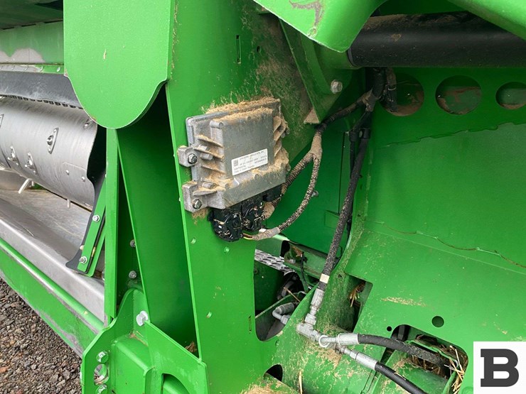 2019-john-deere-735fd-image-31