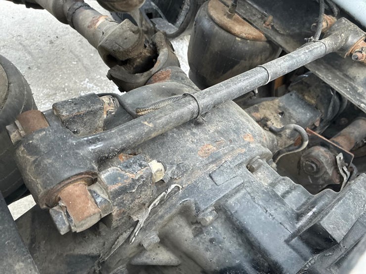 2016-kenworth-t680-image-25