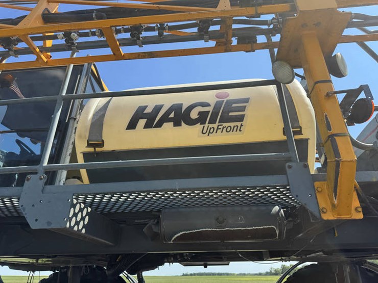 2011-hagie-sts10-image-6