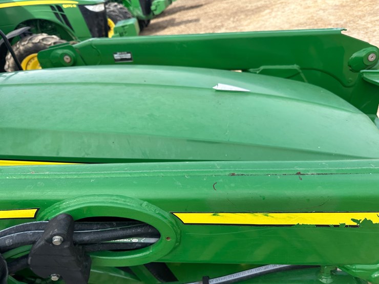 2011-john-deere-5090m-image-42