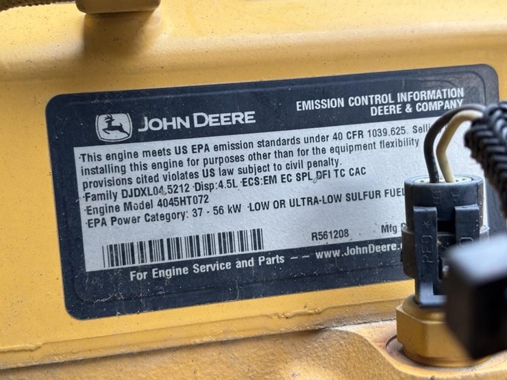 2018-deere-210lep-image-45