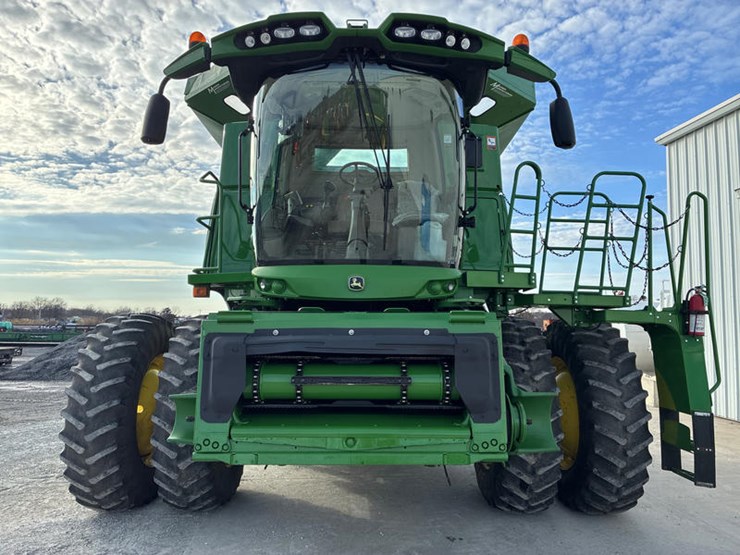 2015-john-deere-s670-image-13