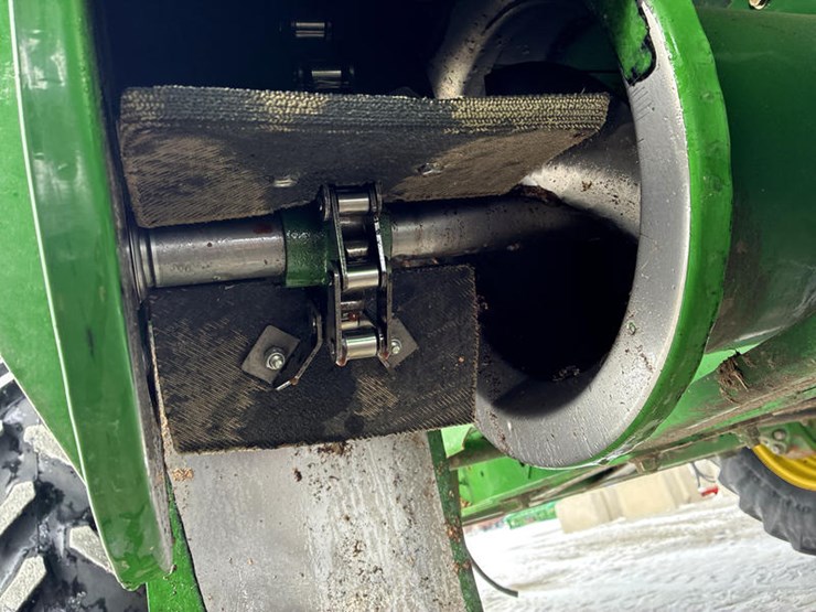 2011-john-deere-9670-sts-image-77