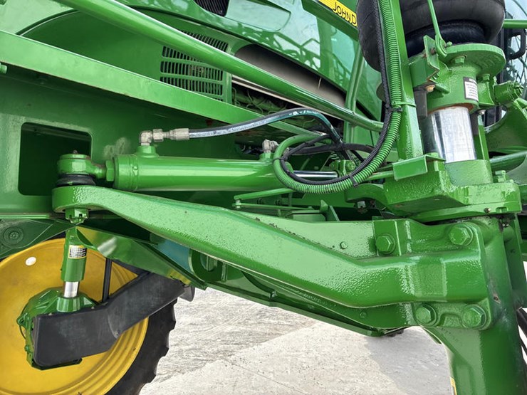2014-john-deere-4830-image-50