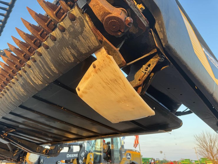 2019-mac-don-fd145-image-40