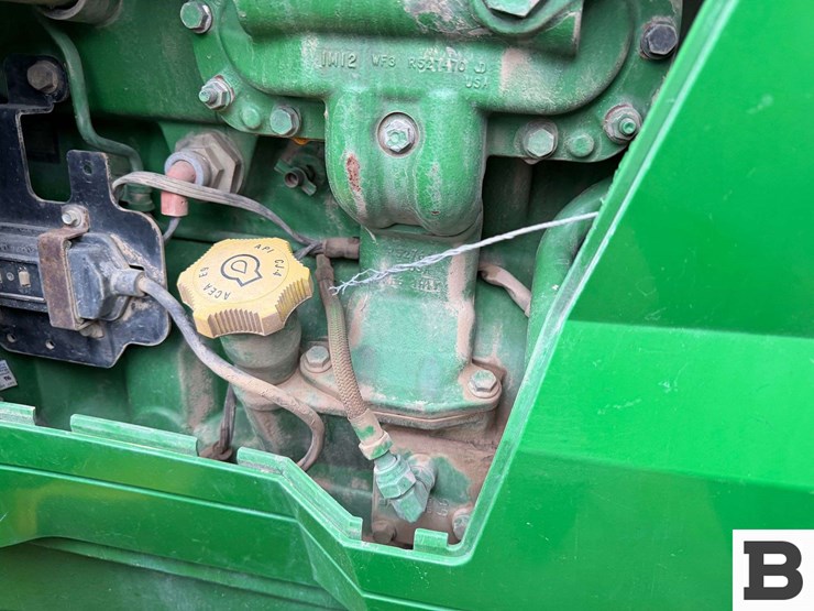 2012-john-deere-7260r-image-18