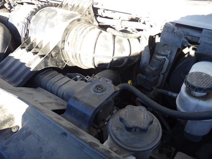 2011-ford-e350-image-11