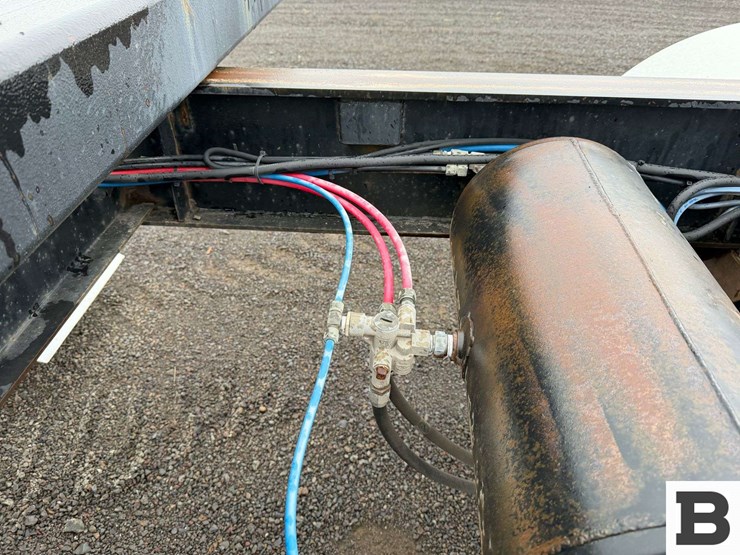 2011-dionbilt-dbnsl-220ar-chassis-trailer-image-33