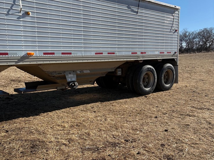 timpte-grain-trailer-image-8