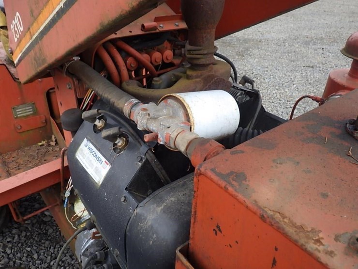 ditch-witch-2310w-image-15