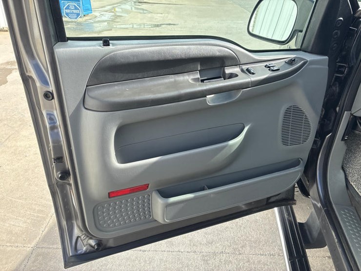 2004-ford-f250-image-52