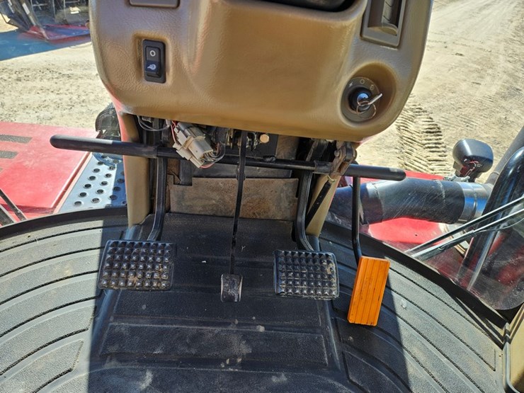 case-ih-375-image-25