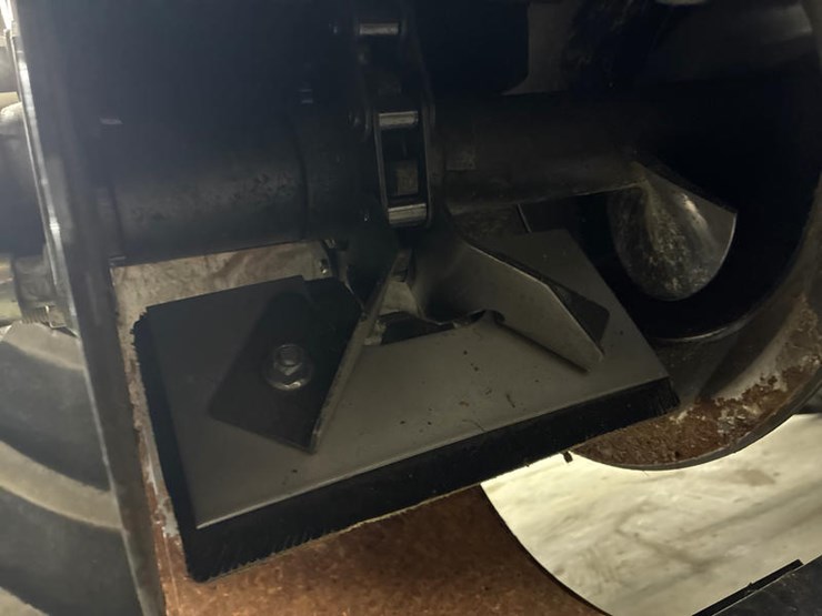 2012-case-ih-7230-image-65