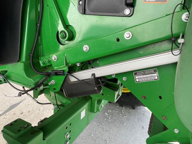 2017-john-deere-s680-image-55