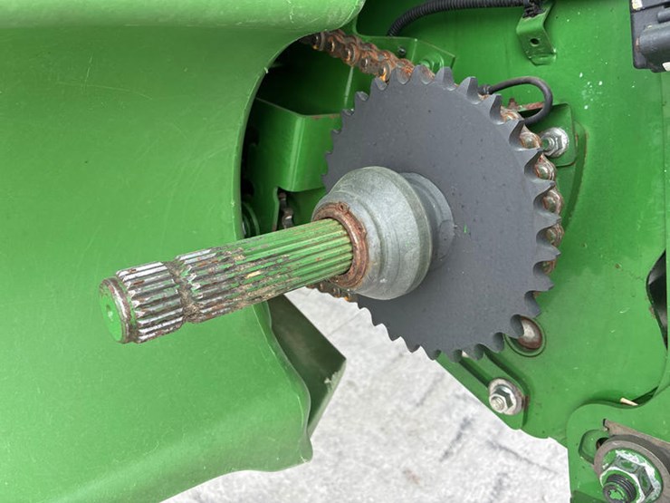 2012-john-deere-s680-image-28