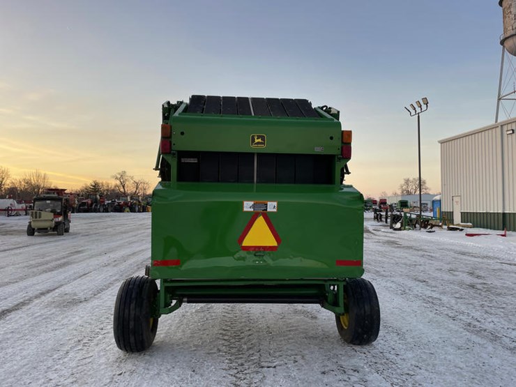 2001-john-deere-567-image-8