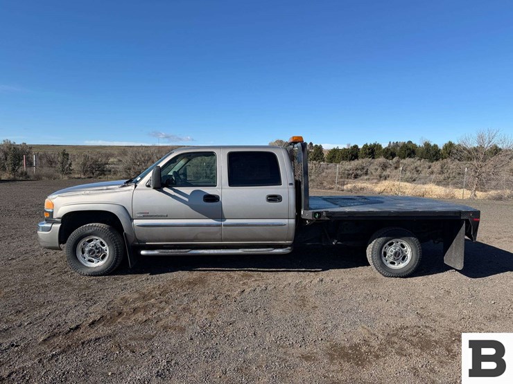 2003-gmc-2500-image-3