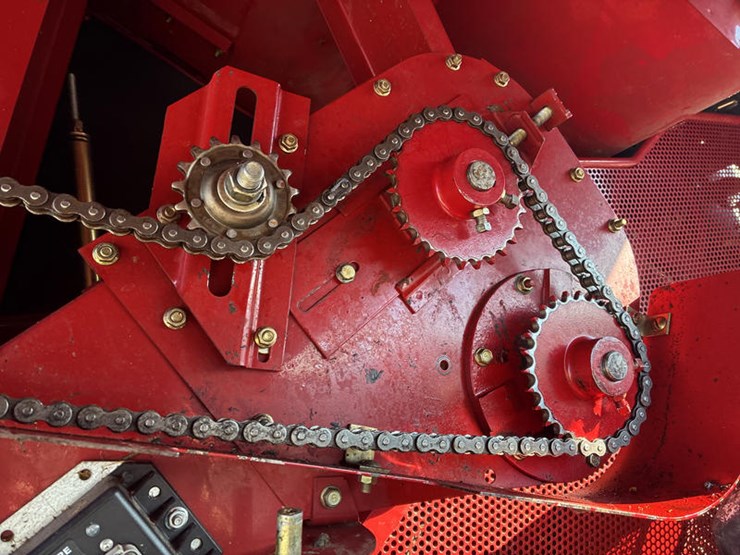 2008-case-ih-2588-image-83