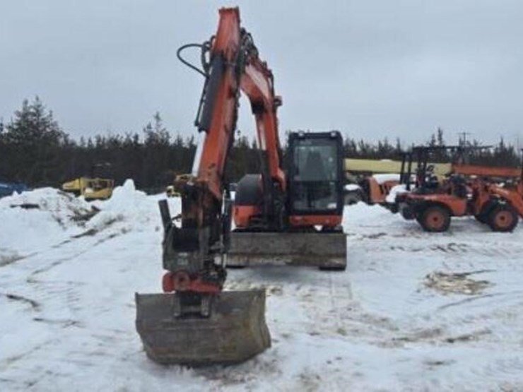 2017-kubota-kx080-4-image-3