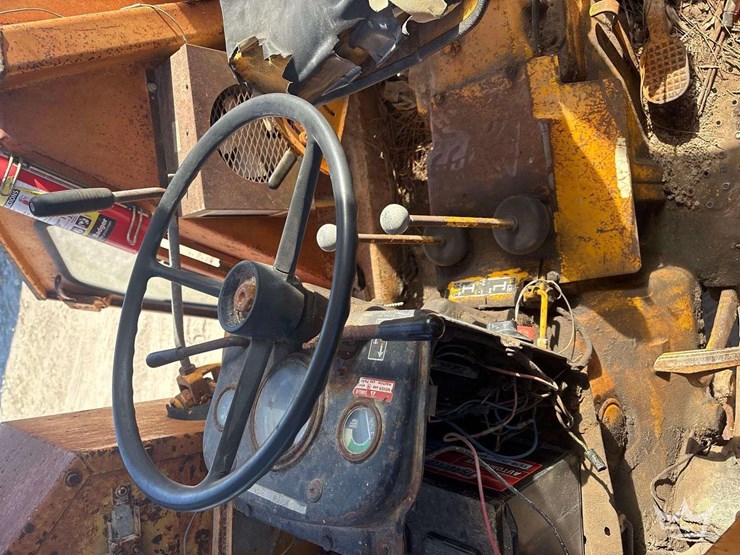 john-deere-302a-image-11