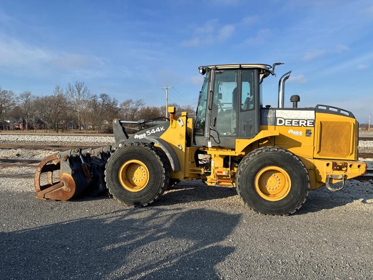 2011-deere-544k-image-3
