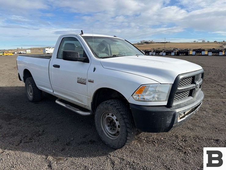 2013-dodge-2500-image-6