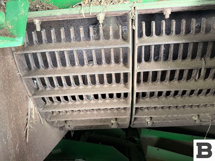 2004-john-deere-9660-sts-image-48