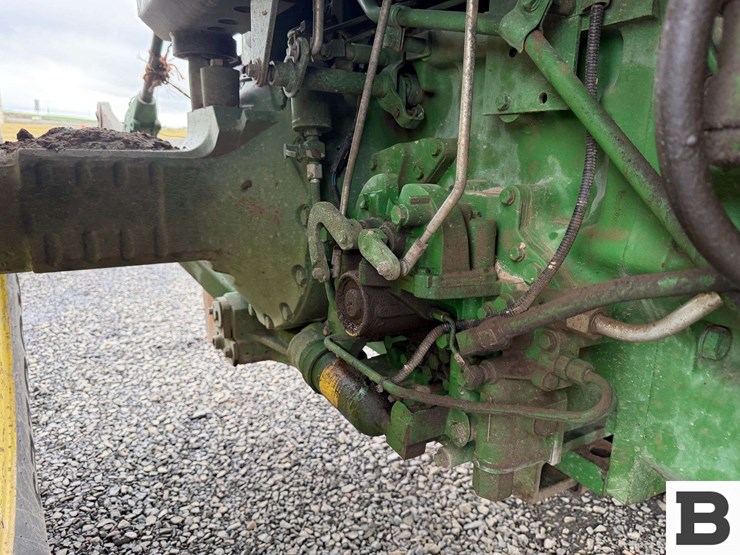 1992-john-deere-4960-image-39