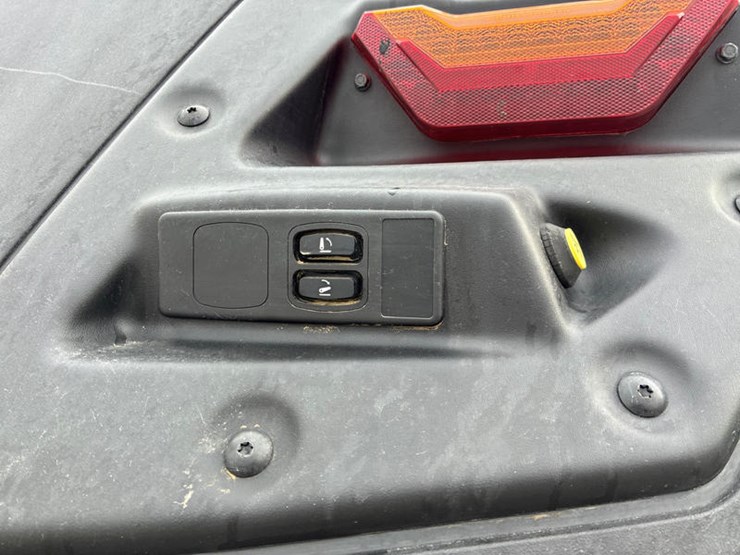 2021-john-deere-8rx-410-image-20