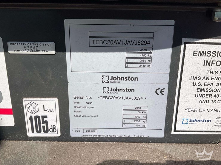 2018-johnston-c201-compact-street-sweeper-image-5