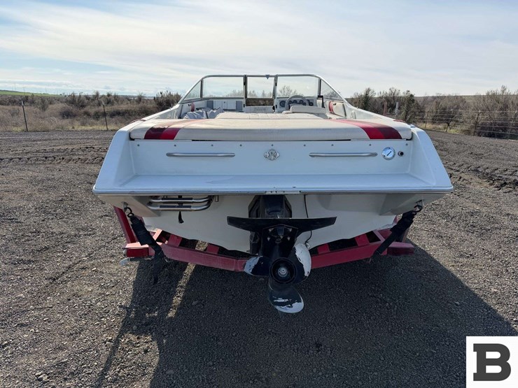 1993-reinell-19'-boat-&-1993-v/m-boat-trailers-image-4