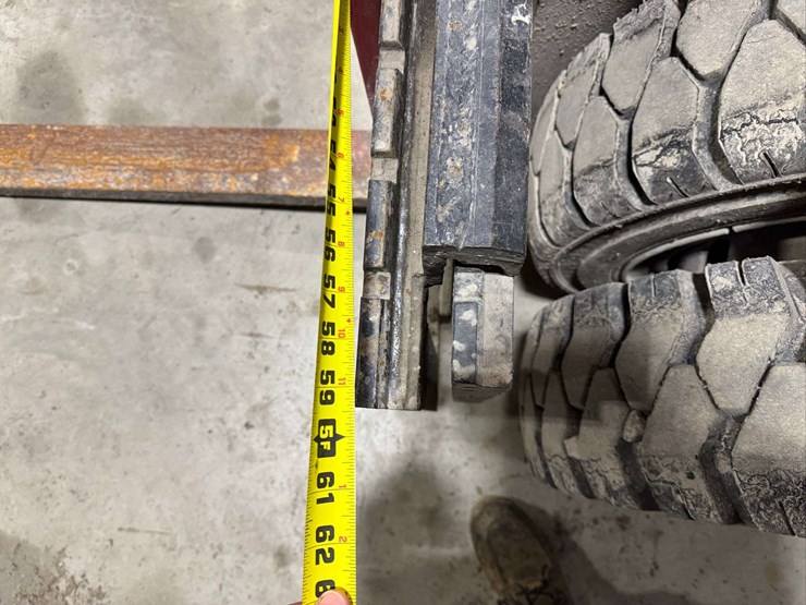 caterpillar-gp35-image-41