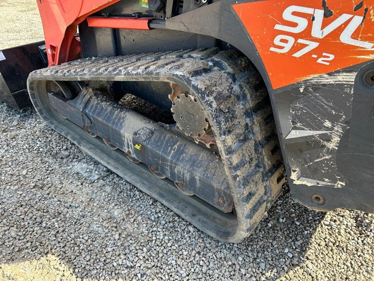 2021-kubota-svl97-2-image-16