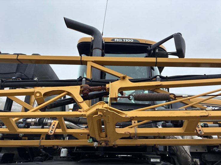 2015-ag-chem-rg1100-image-24