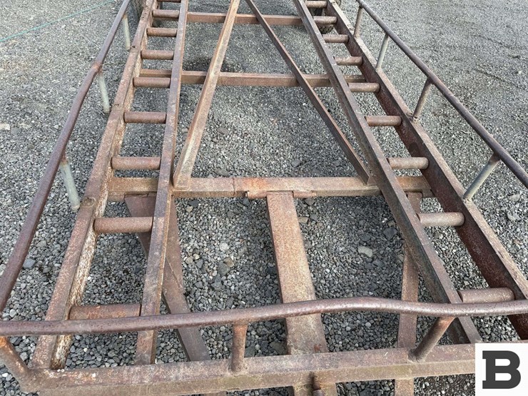 20'-orchard-bin-trailer-image-10