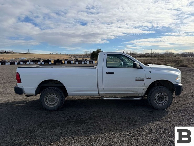 2013-dodge-2500-image-5