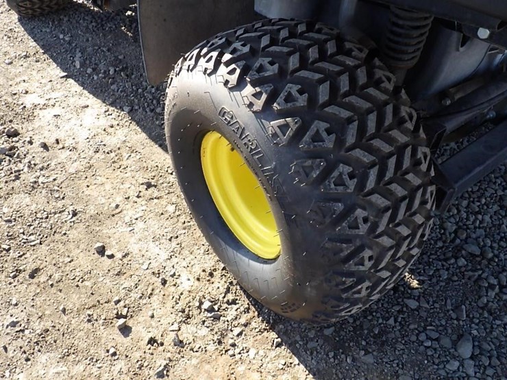 john-deere-gator-image-10