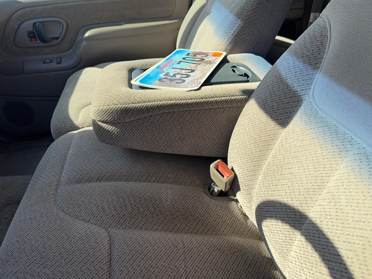 1996-chevrolet-3500-image-19